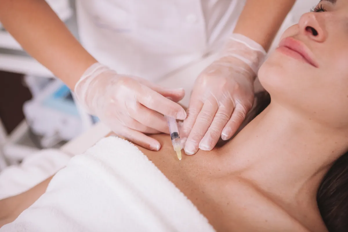 FIRM-Lab_Radiofrequencey-DÉCOLLETÉ By FIRM Lab strives in Warren NJ